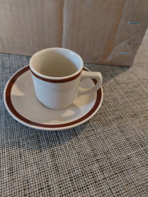 Vintage coffee cups with saucers set of 12, new