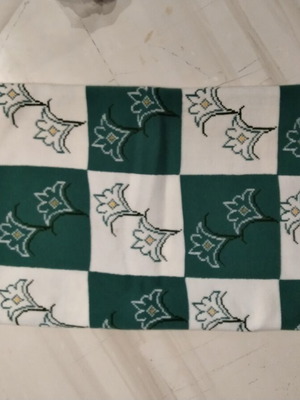 Handmade double blanket 2.40x2.40 with lace and embroidery, new