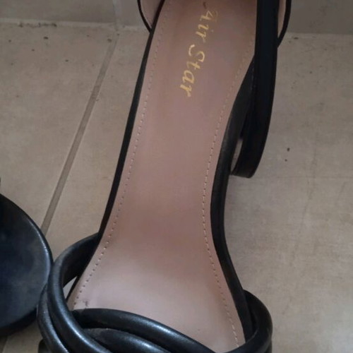 Mat Star sandal like new, black, size 38