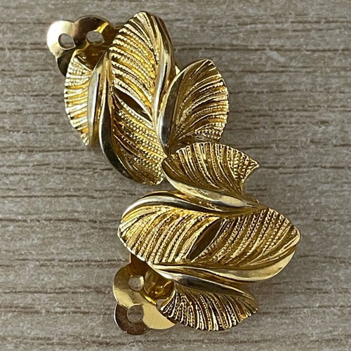 Vintage Clip Earrings New Gold Color