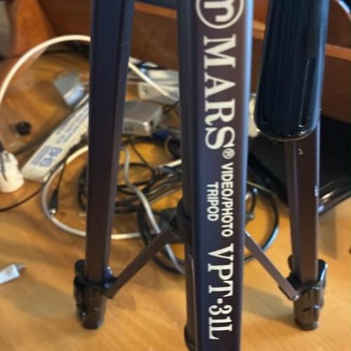 Mars Video/Photo Tripod VPT-31L used, like new
