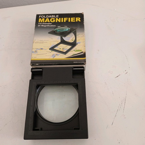 Magnifying glass new, 20 cm height, 13.5 cm width, 11 cm lens diameter
