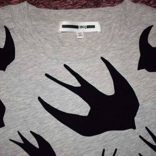 MCQ by Alexander McQueen Signature Swallow T-shirt men size M like new