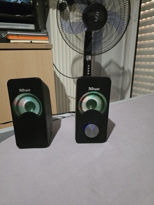 Trust audio speakers with RGB lighting