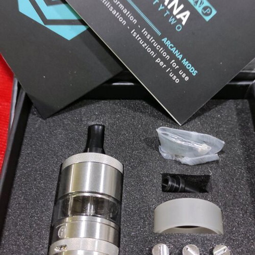 Arcana 22 by Pipeline stainless steel like new