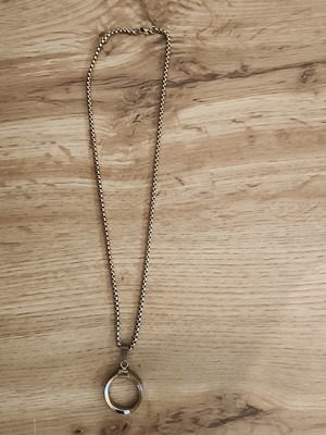 Ring holder necklace, gold tone