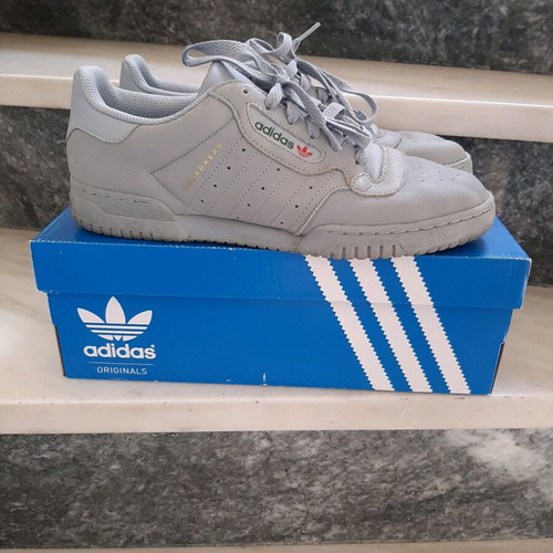 Adidas Yeezy Powerphase Calabasas men's -  40,00 - Vendora.cy