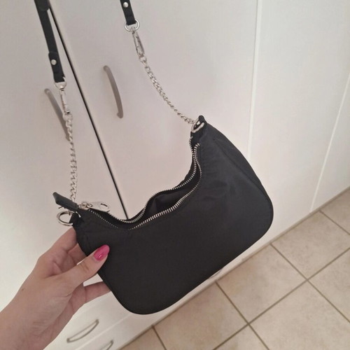 Stradivarius black crossbody shoulder bag like new