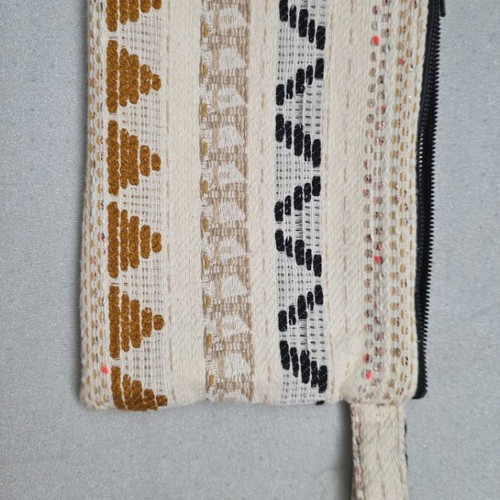 Bleecker & Love Small Waterproof Bag like new, beige multicolor
