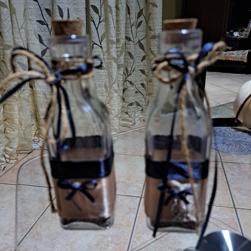 Decorative glass bottles new, set of 2 with ribbon and sand