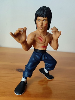 Bruce Lee Enter the Dragon 2012 collectible figure, new