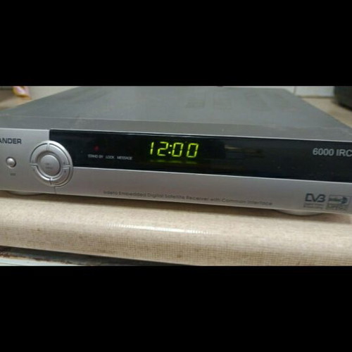 Commander 5000 IR Satellite Receiver like new