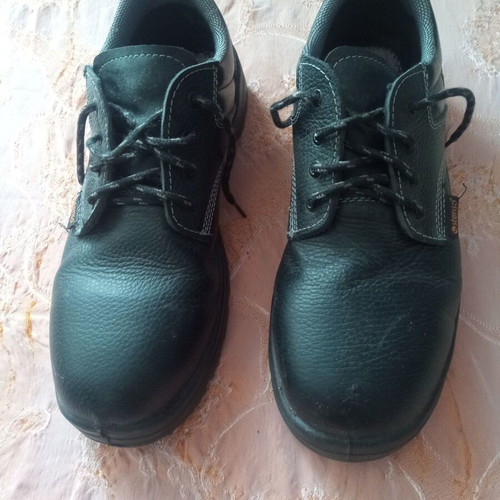 Stenso men's work shoes size 46 used, black leather