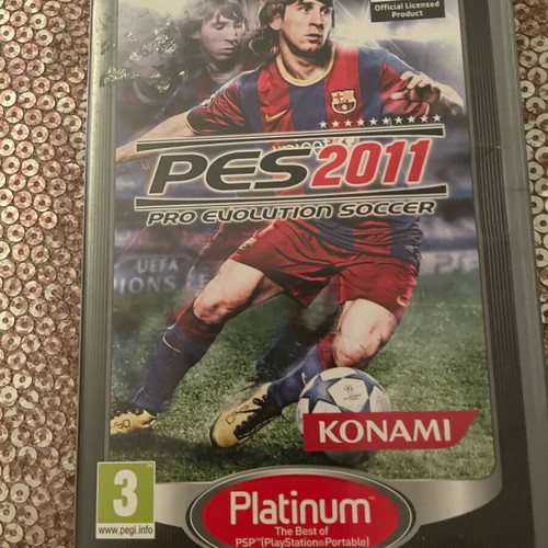 PES 2011 Pro Evolution Soccer Platinum PSP game