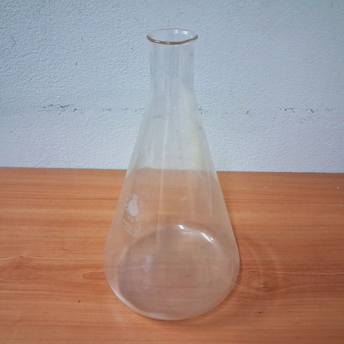German laboratory flask GDR 23 cm like new