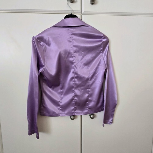 Satin shirt Te quiero like new, size medium, purple