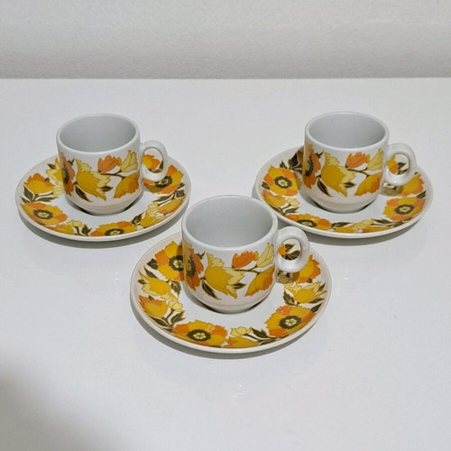GCHI Coffee Cup Set with Saucers 6 pcs like new