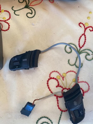 Cruise control set like new, steering wheel brain and buttons