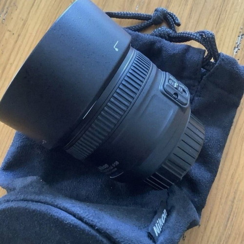 Nikon AF-S NIKKOR 50mm f/1.8G lens like new