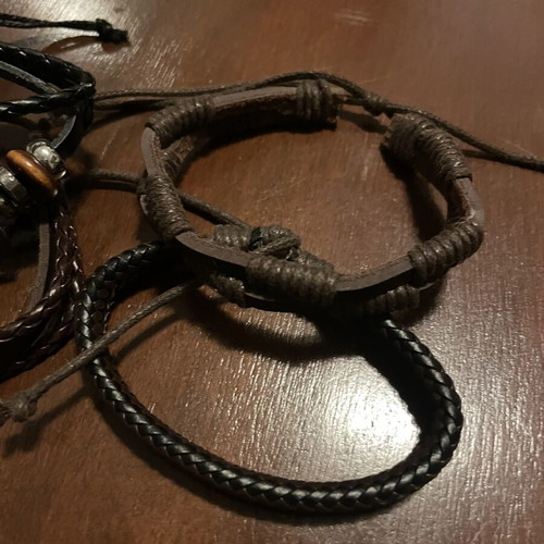 Set of 4 men's unisex bracelets casual boho style used
