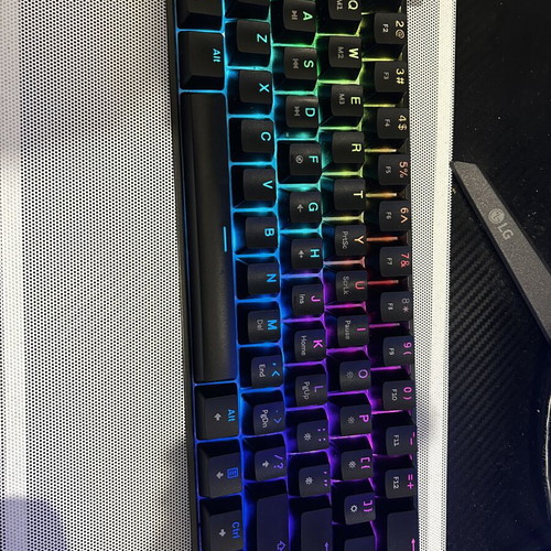 Gaming keyboard with blue switches like new