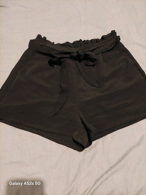 Stradivarius black shorts like new size M
