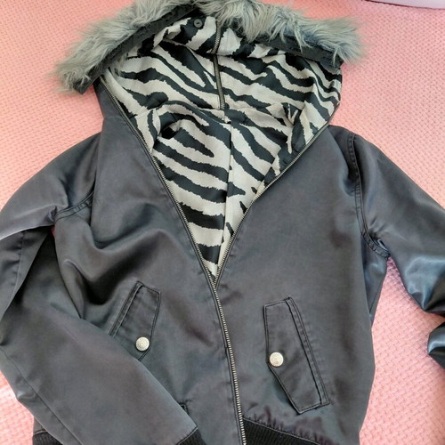 Bershka bomber jacket size M like new, zebra pattern
