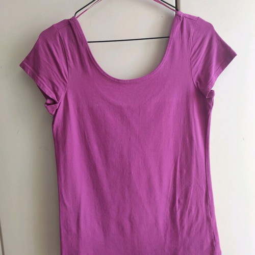 Clockhouse blouse fuchsia like new, size L