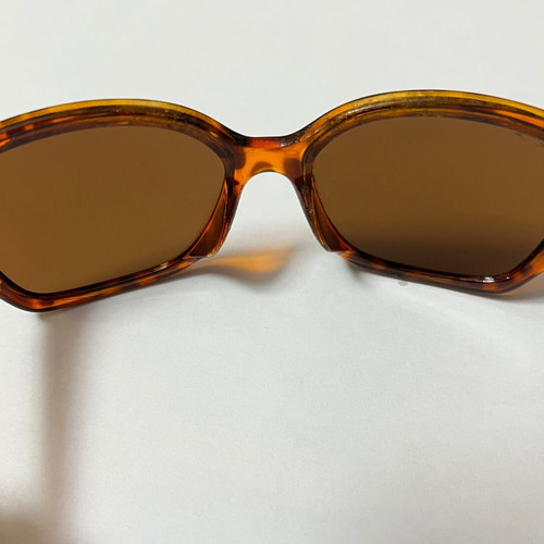 Oakley sunglasses used, taba color with case