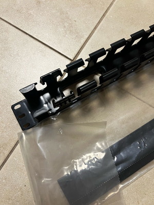 Panduit cable guide new