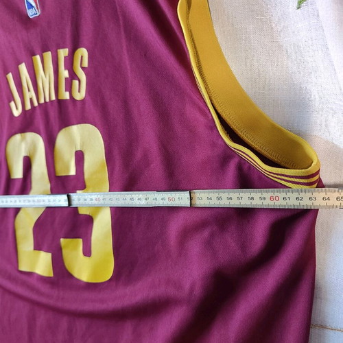 LeBron James #23 Cleveland Cavaliers Adidas basketball jersey like new