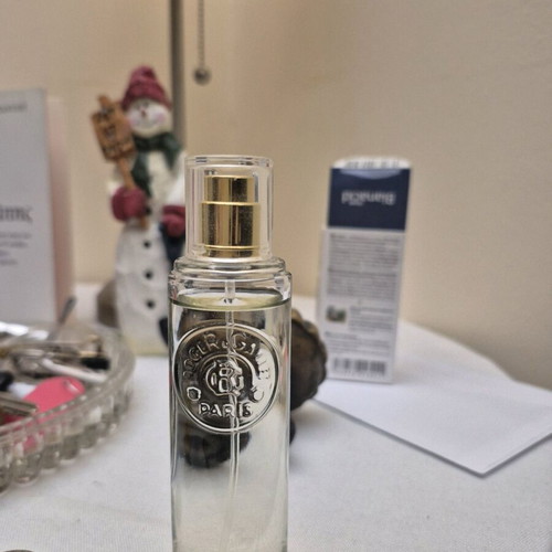 Roger&Gallet Women's Cologne 30 ml Like New With Floral Scent