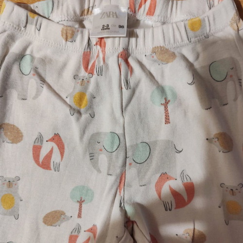 Zara pajamas 98 cm used, white multicolor