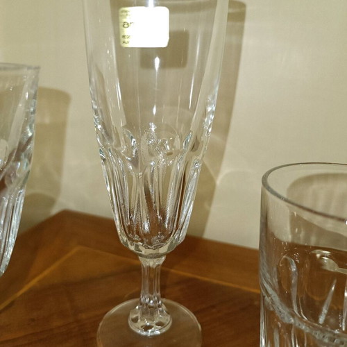 Set of 30 Arcoroc vintage glasses from the 60s like new
