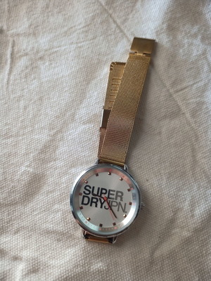 Superdry watch metal bracelet like new, gold color