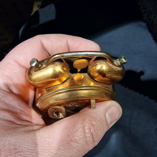 Winding table clock used for repair