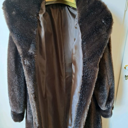 Fur coat used, brown, size L