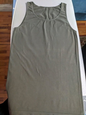Makó sleeveless shirt green like new, size S