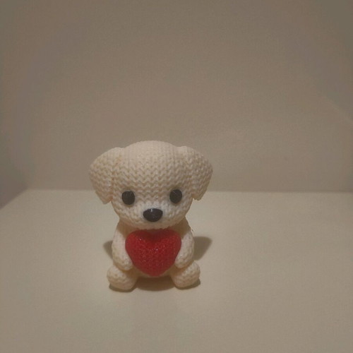 3D Printed Dog with Heart like new, 6 cm height, knitted style