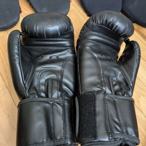 Forcel kids boxing gloves like new