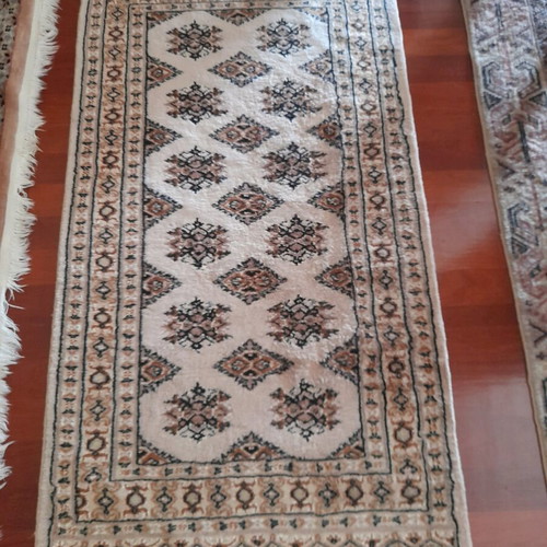 Handmade wool and silk bedroom rugs like new, set of 3 pieces