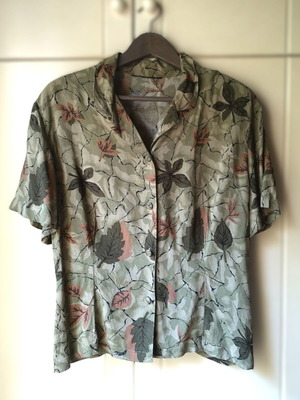 Vintage summer shirt with shoulder pads like new, multicolor green