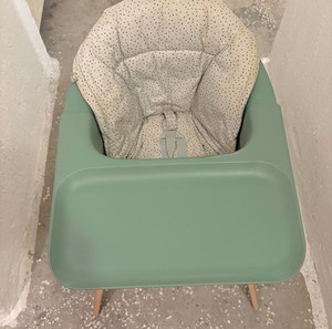 Stokke click καρεκλάκι φαγητού