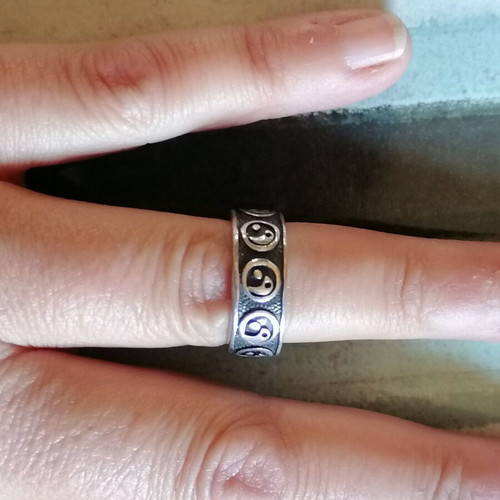 925 Silver wedding ring with embossed Yin Yang no 53 or 55 or 58