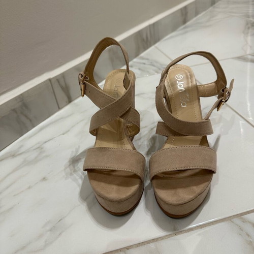 Platform sandals beige size 37 used