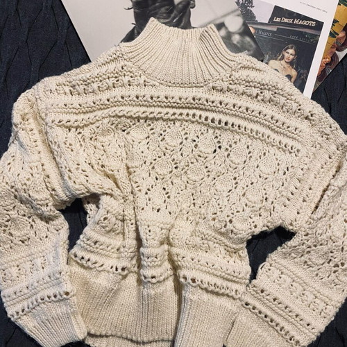 MANGO knitted sweater like new, size S/M, white