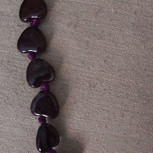 Necklace with purple semi-precious agate heart stones new