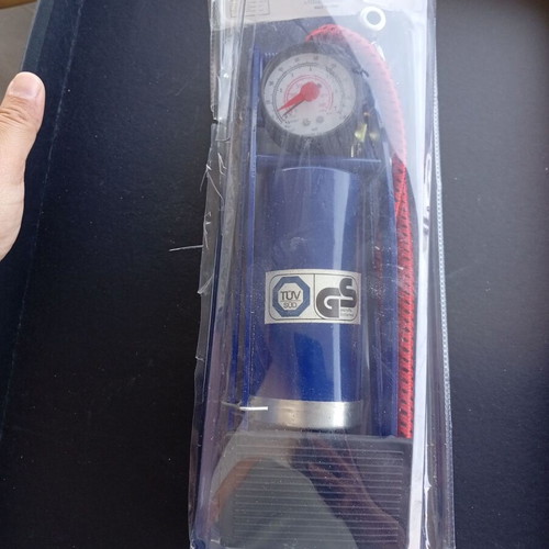 Foot-operated air pump with manometer like new
