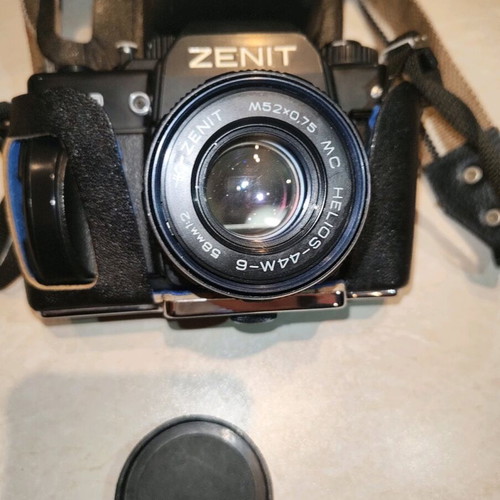 Zenit-122 collectible camera like new with lens