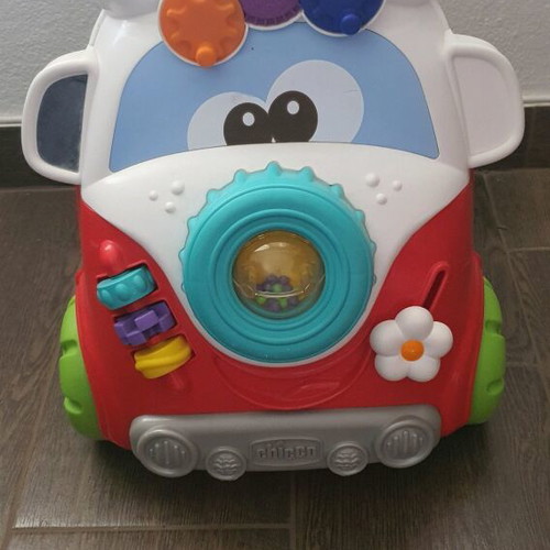 Chicco ride-on car like new